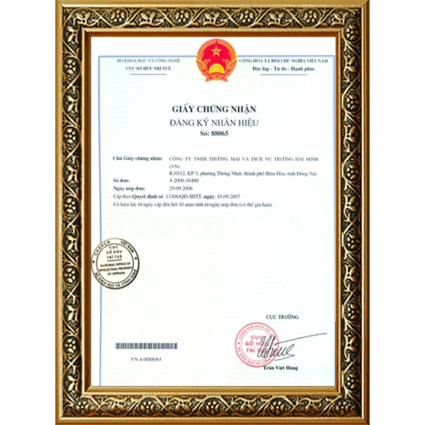 CHỨNG NHẬN BẢN QUYỀN
